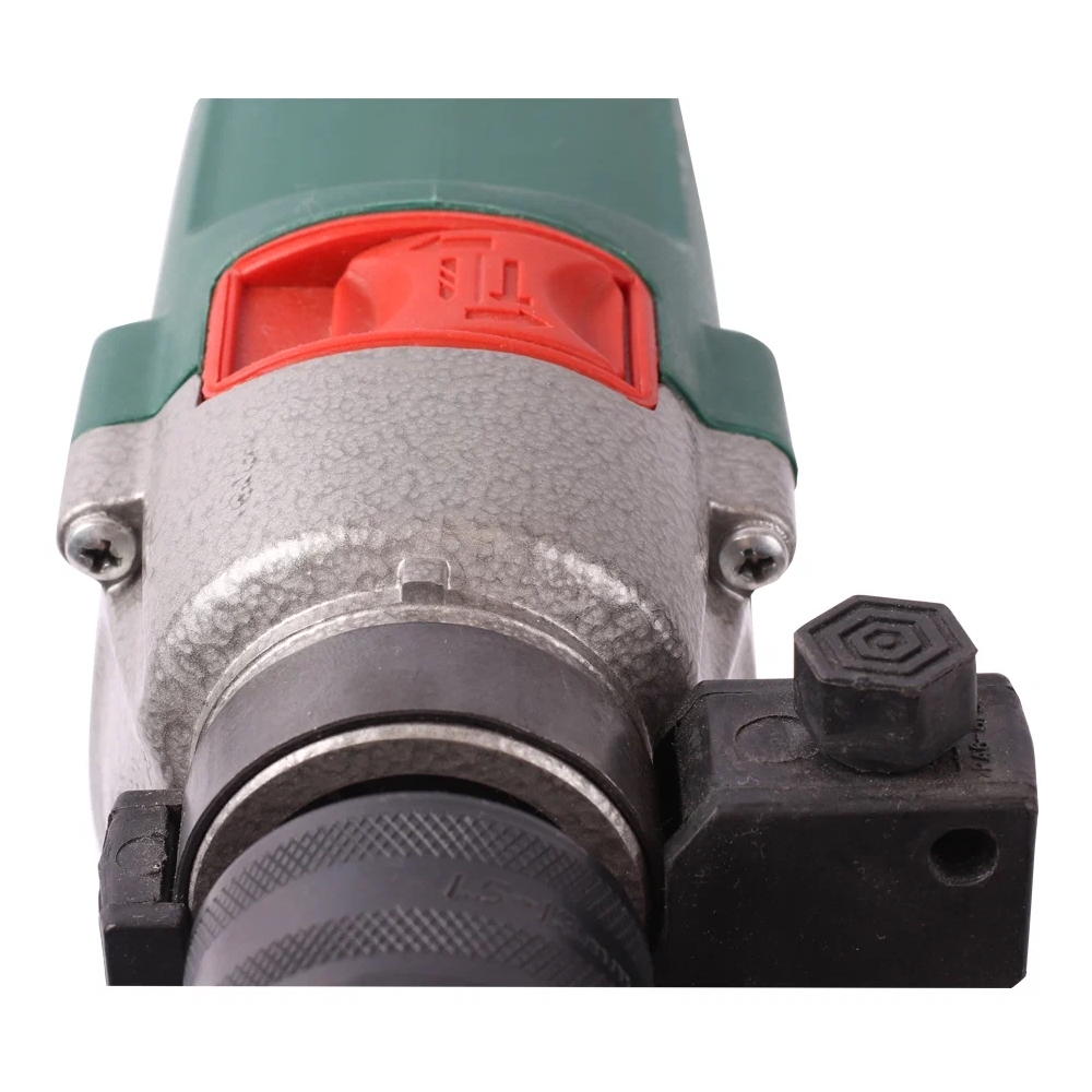 Дрель ударная DWT SBM-810 C